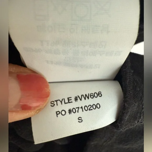 Vuori Halo Essential Dress Heathered Black Sleeveless Tank - Picture 5 of 5